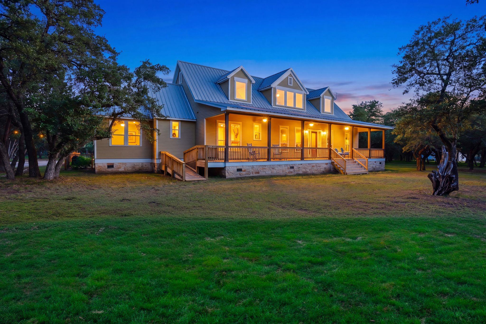 130 Canyon Oaks DR