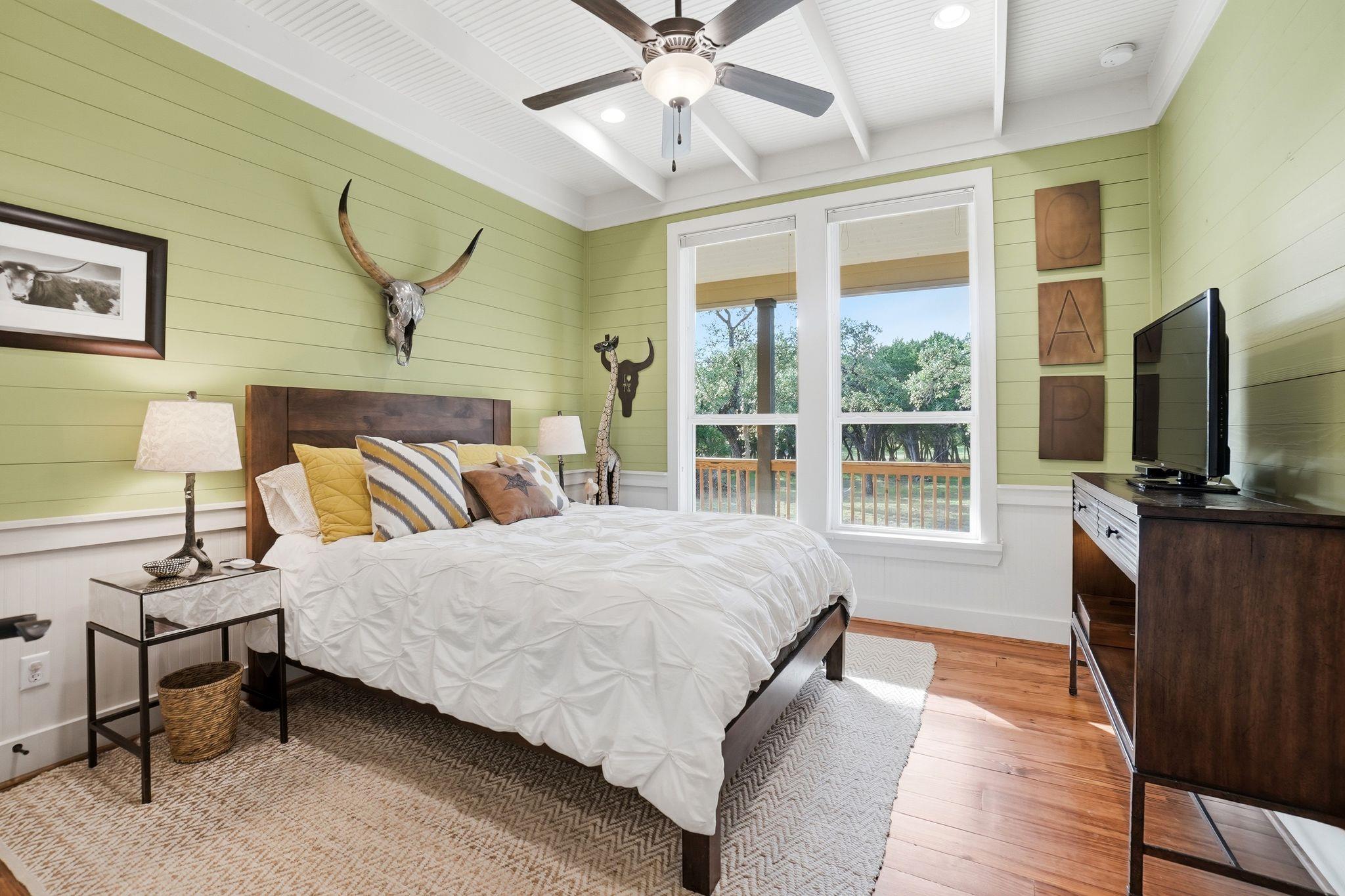 130 Canyon Oaks DR