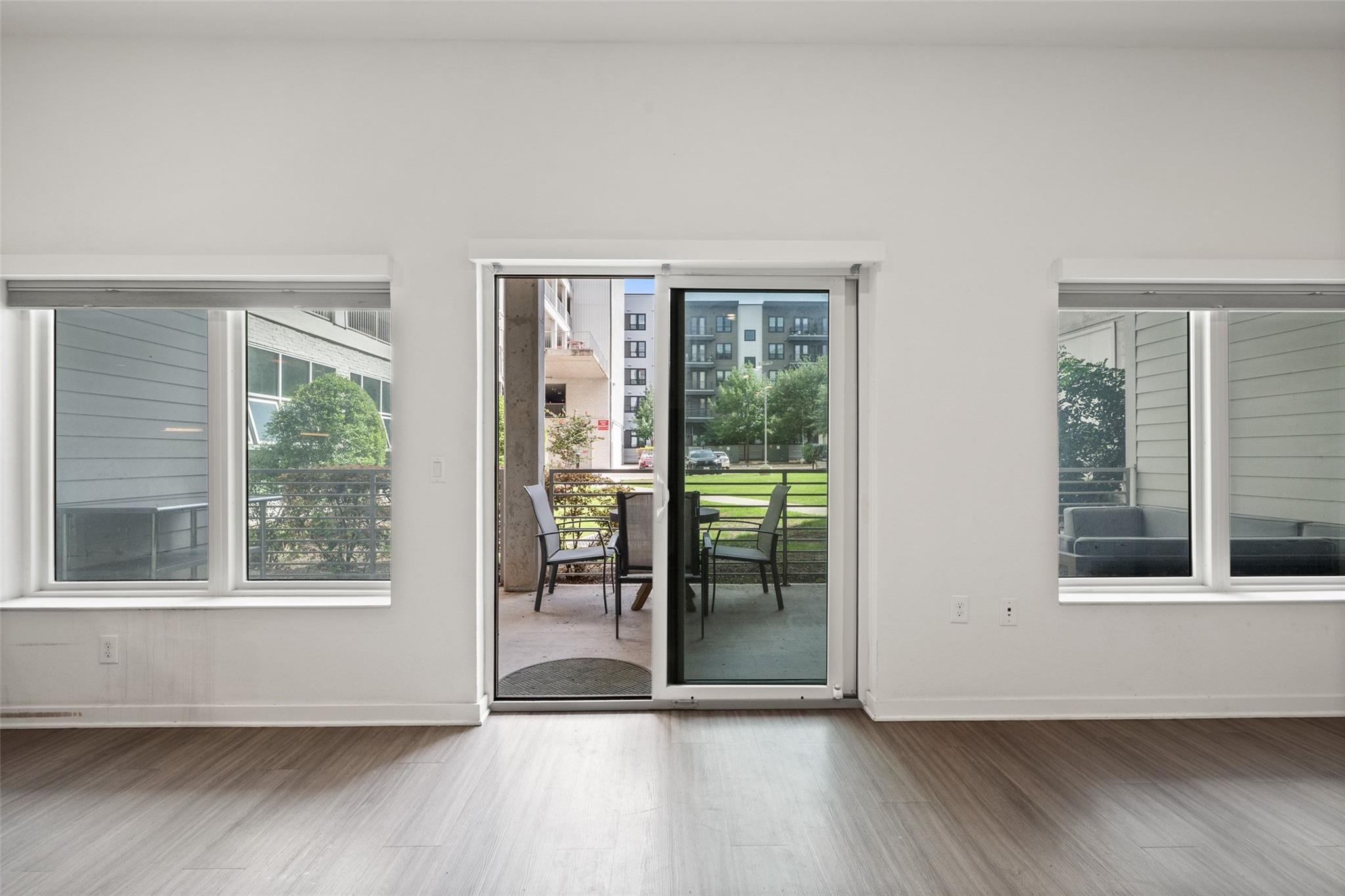 4361 S Congress Ave # 111