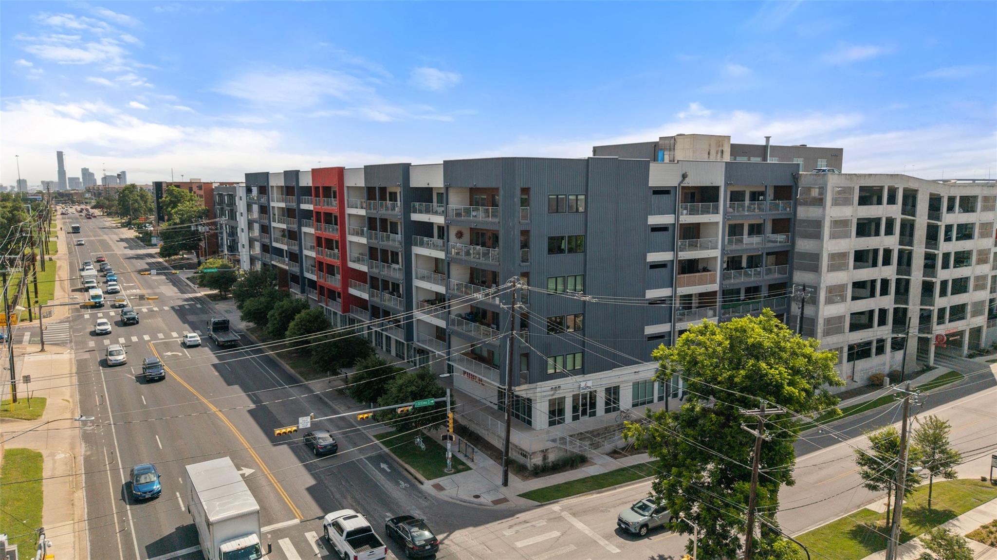 4361 S Congress Ave # 111