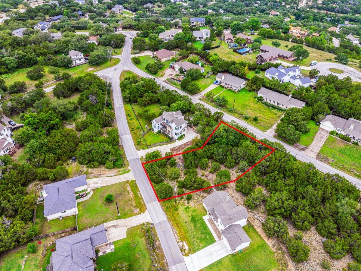 22337 Briarcliff DR
