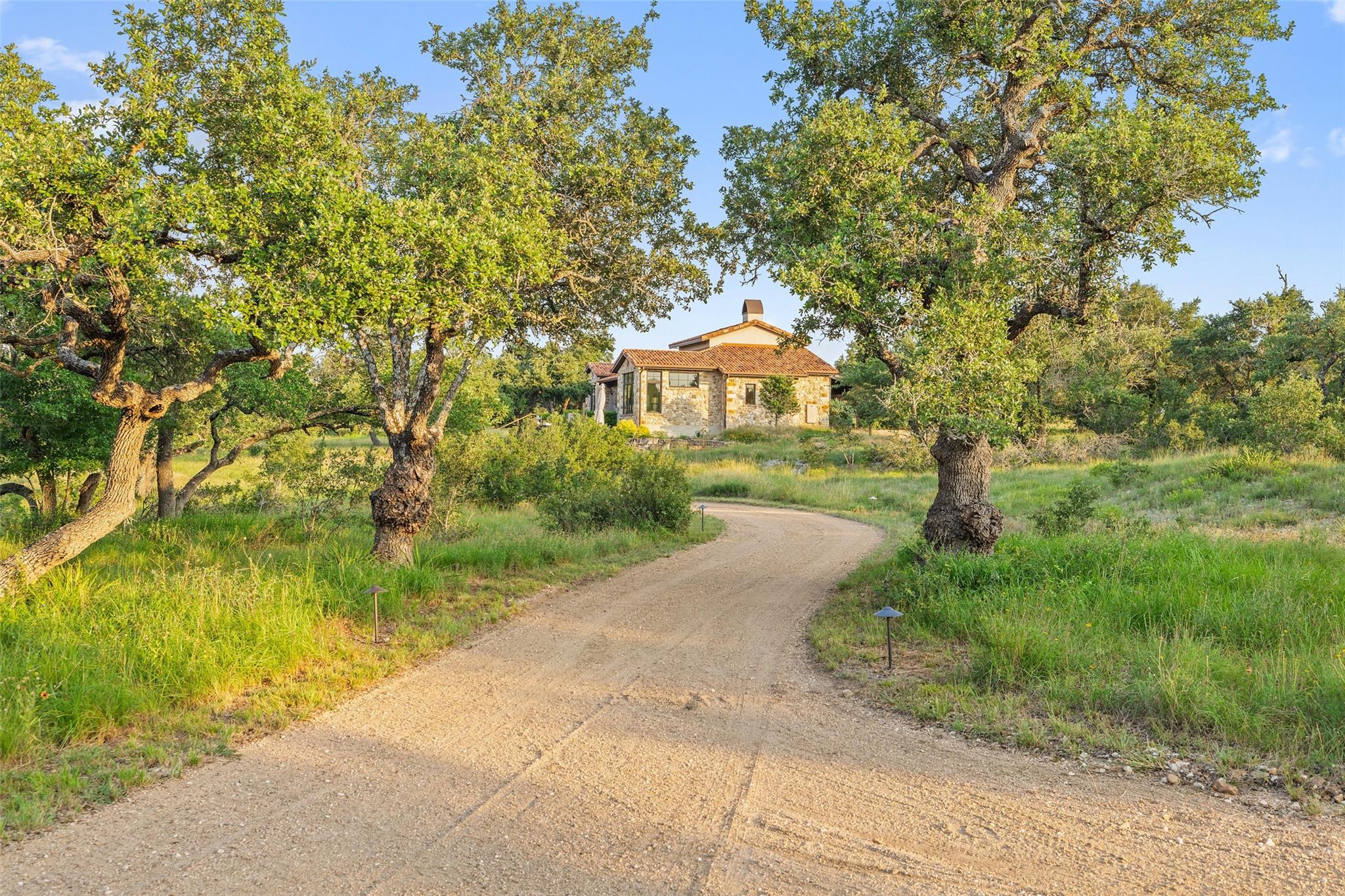 418 Cattle Trail DR
