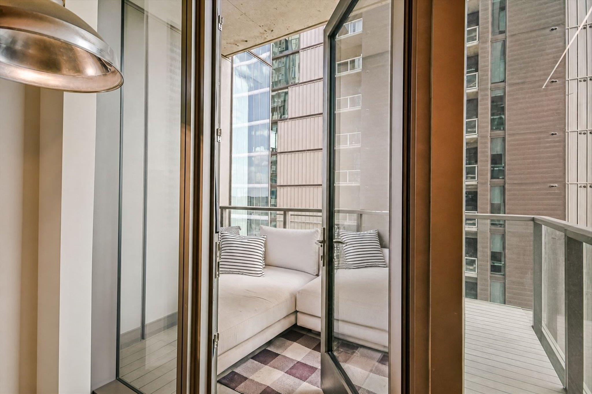 44 East Ave # 1706