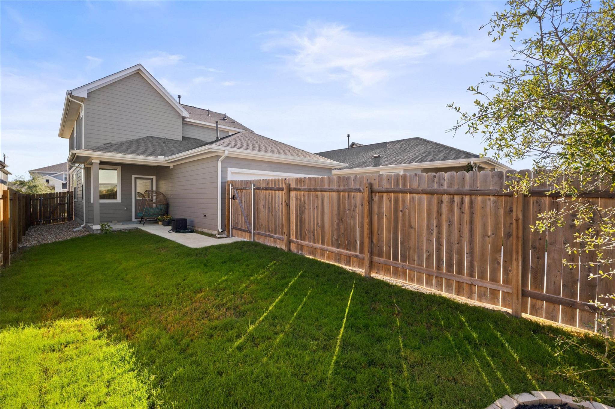 6333 Marsh LN