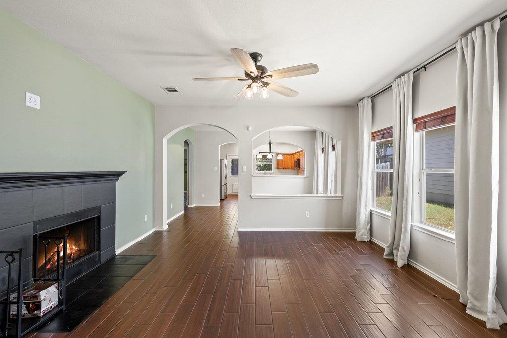 2002 Charlotte Estates DR