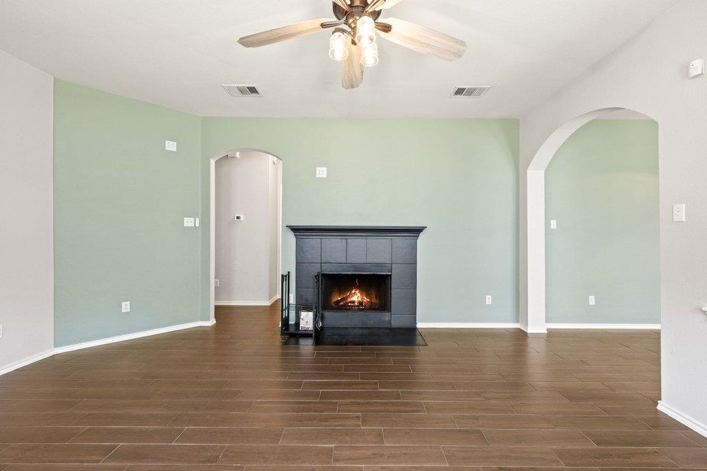 2002 Charlotte Estates DR