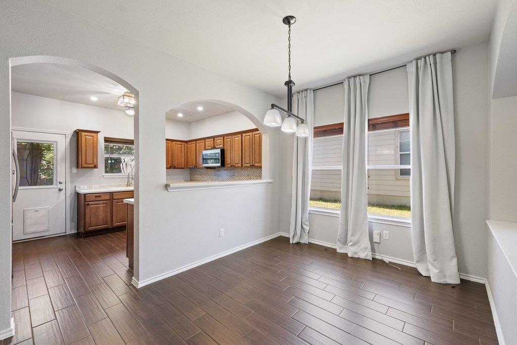 2002 Charlotte Estates DR
