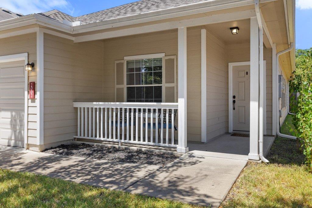 2002 Charlotte Estates DR