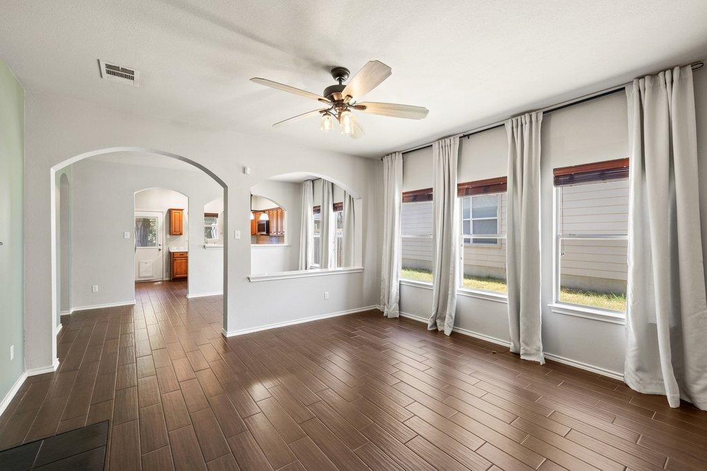 2002 Charlotte Estates DR