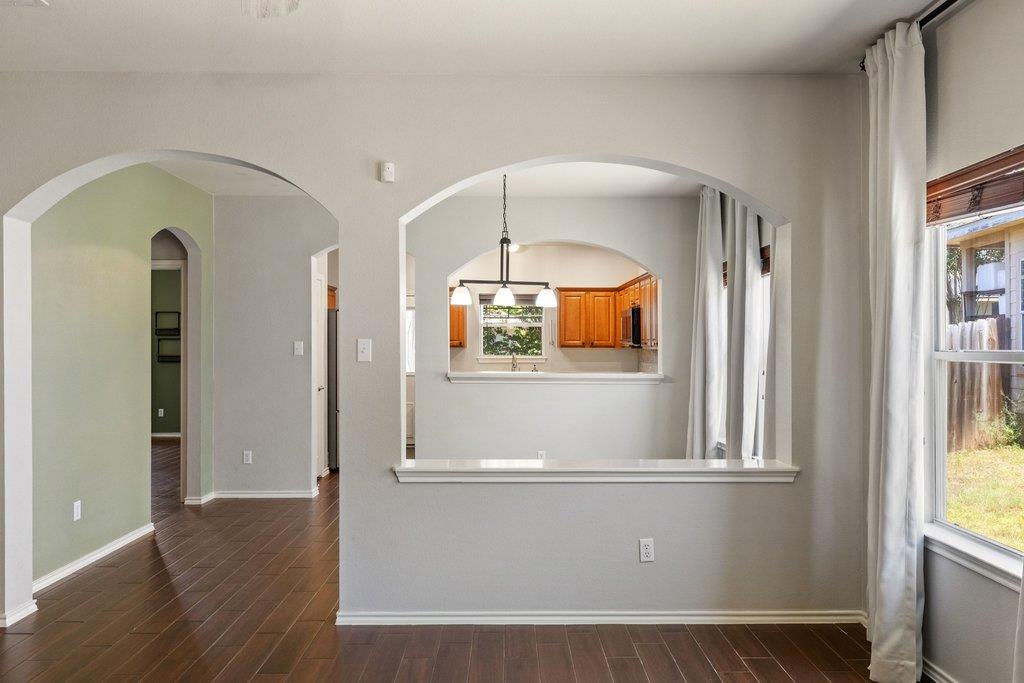 2002 Charlotte Estates DR