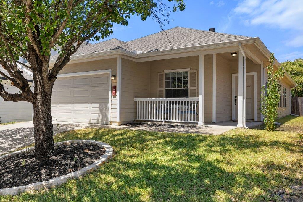 2002 Charlotte Estates DR