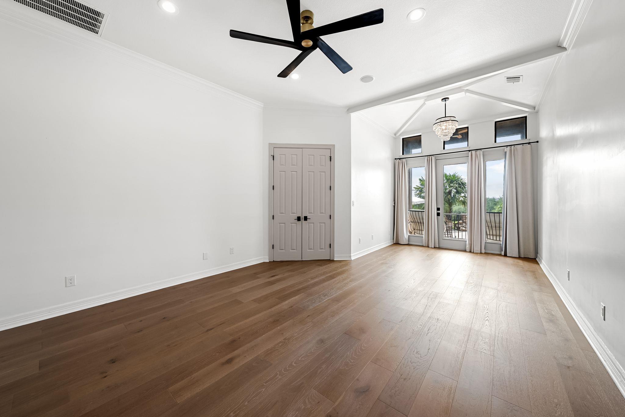 1801 Eagles Glen CV