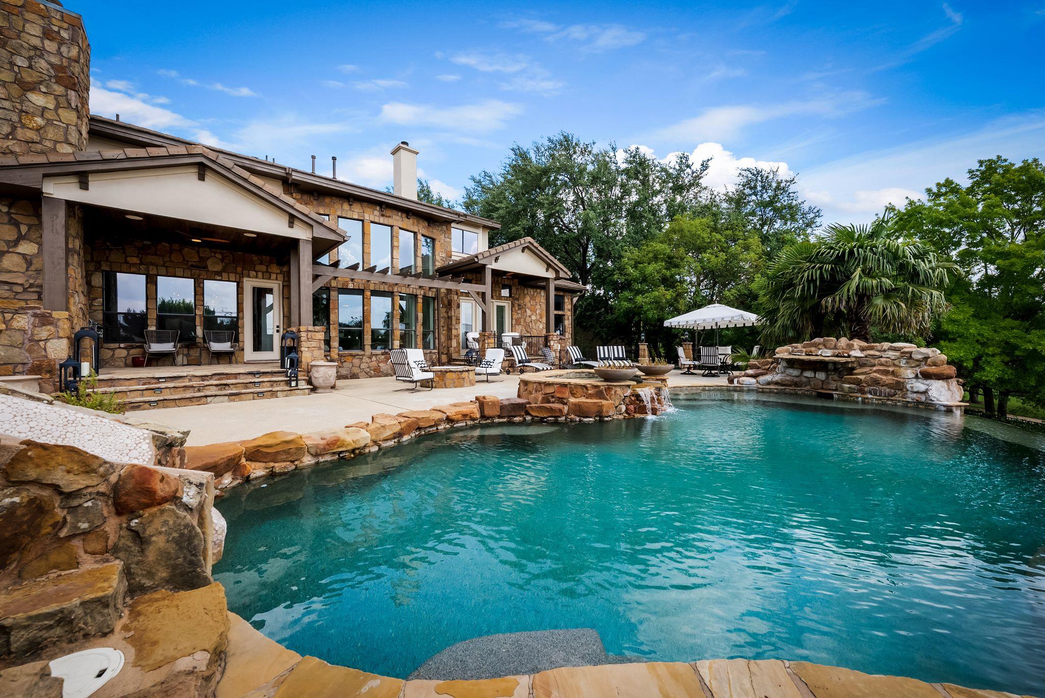 1801 Eagles Glen CV