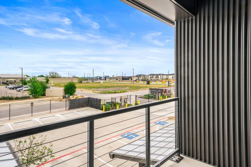 630 Central PKWY Unit: 1205/1206