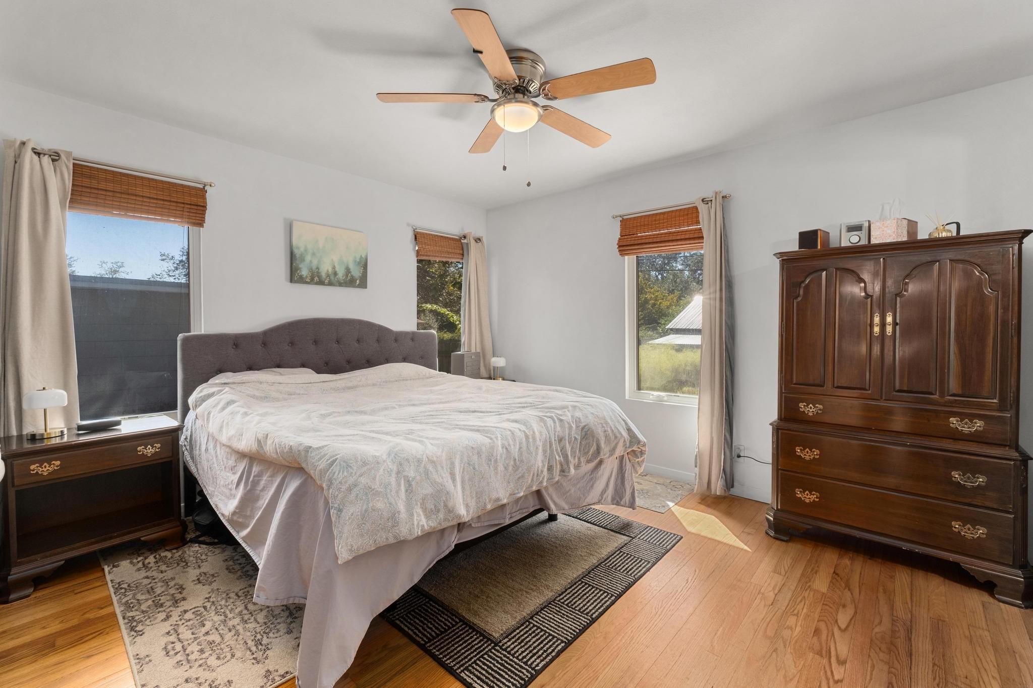 1303 Glencrest DR