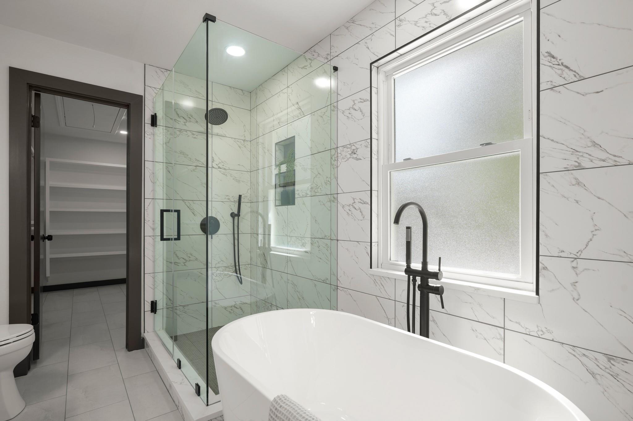 215 Dewberry CV