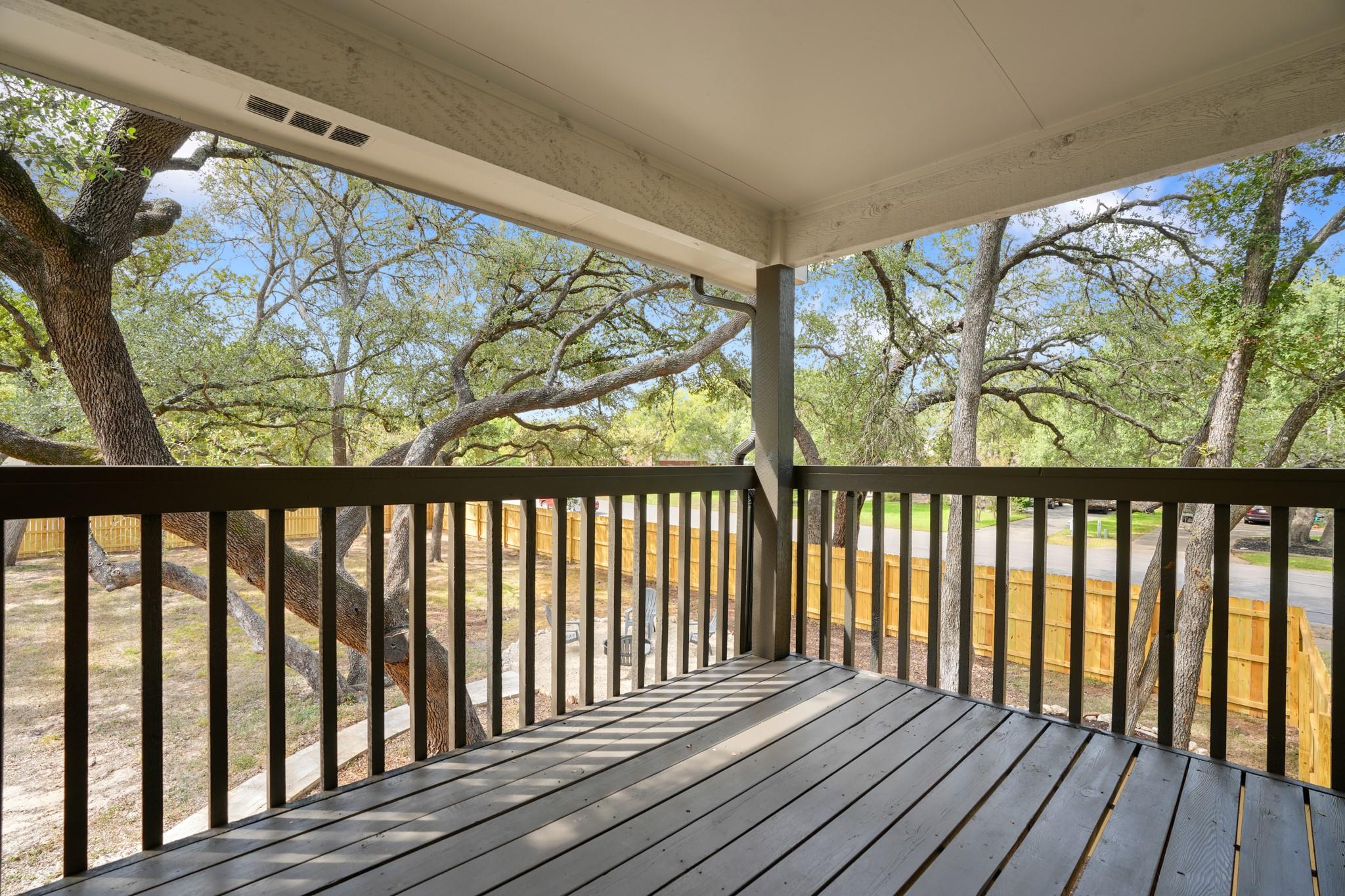 215 Dewberry CV