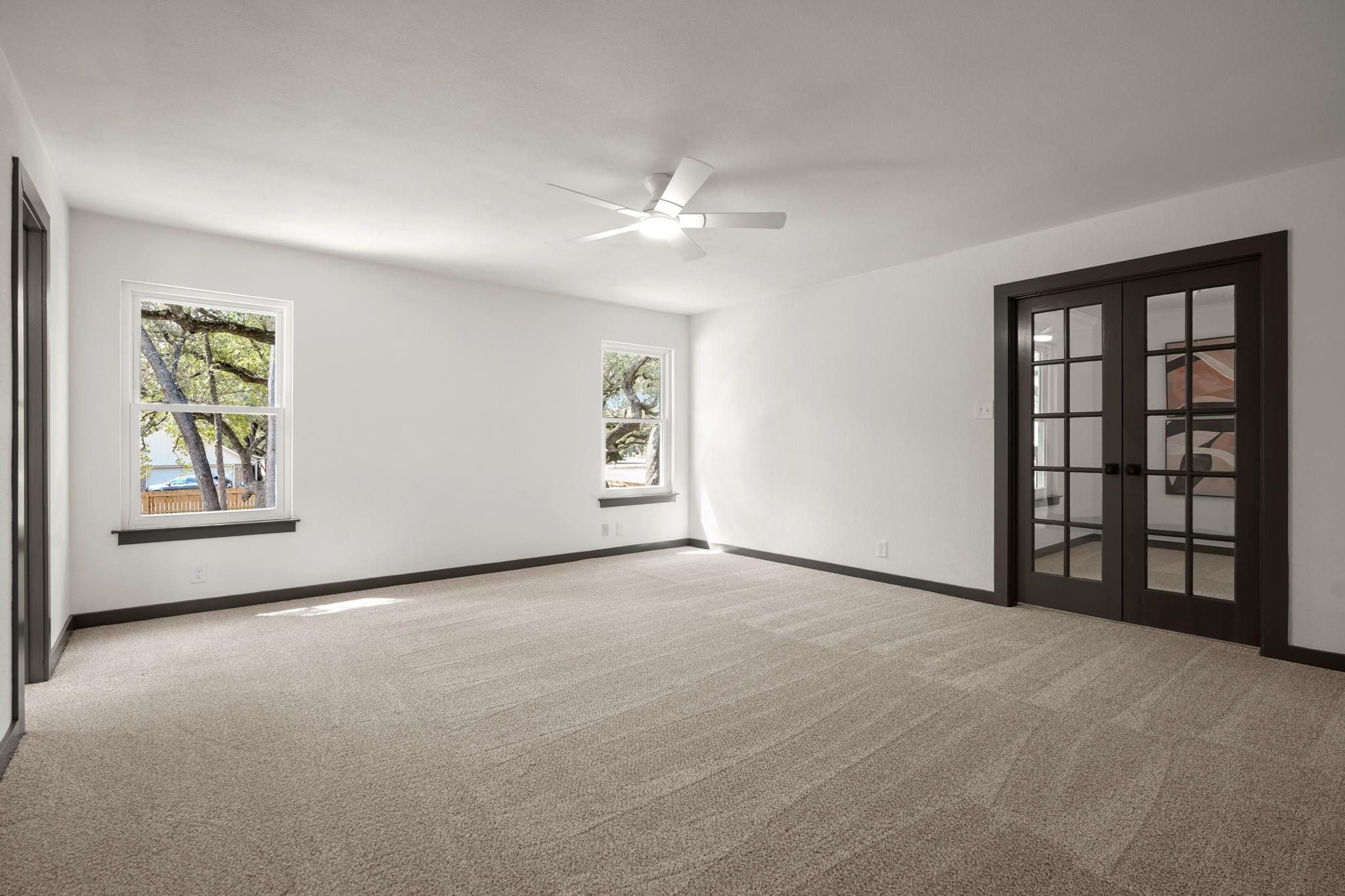 215 Dewberry CV