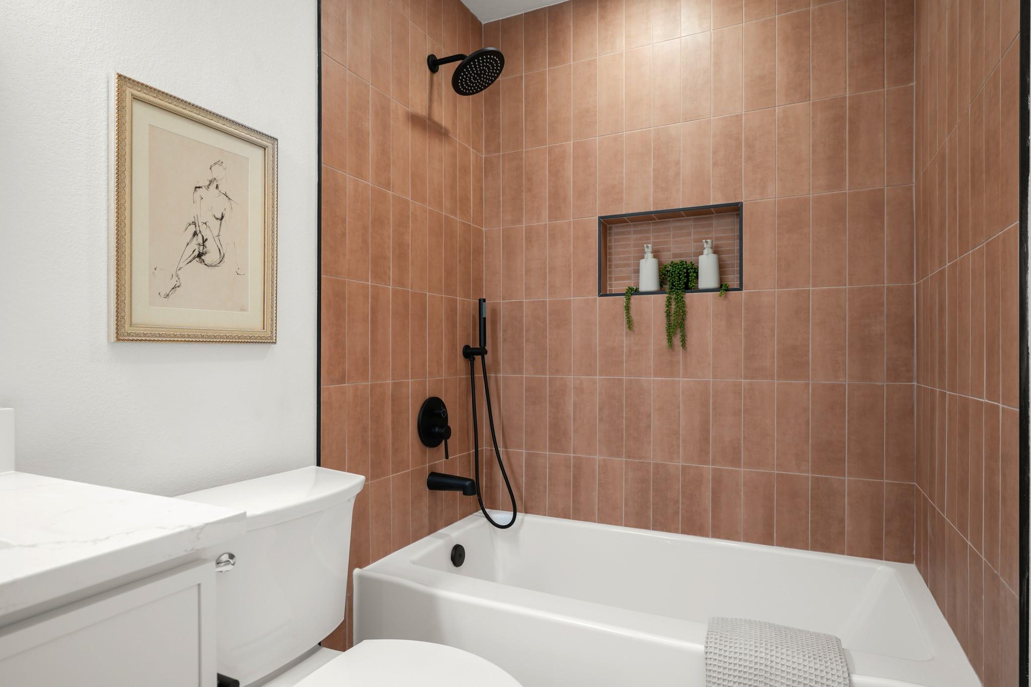 215 Dewberry CV
