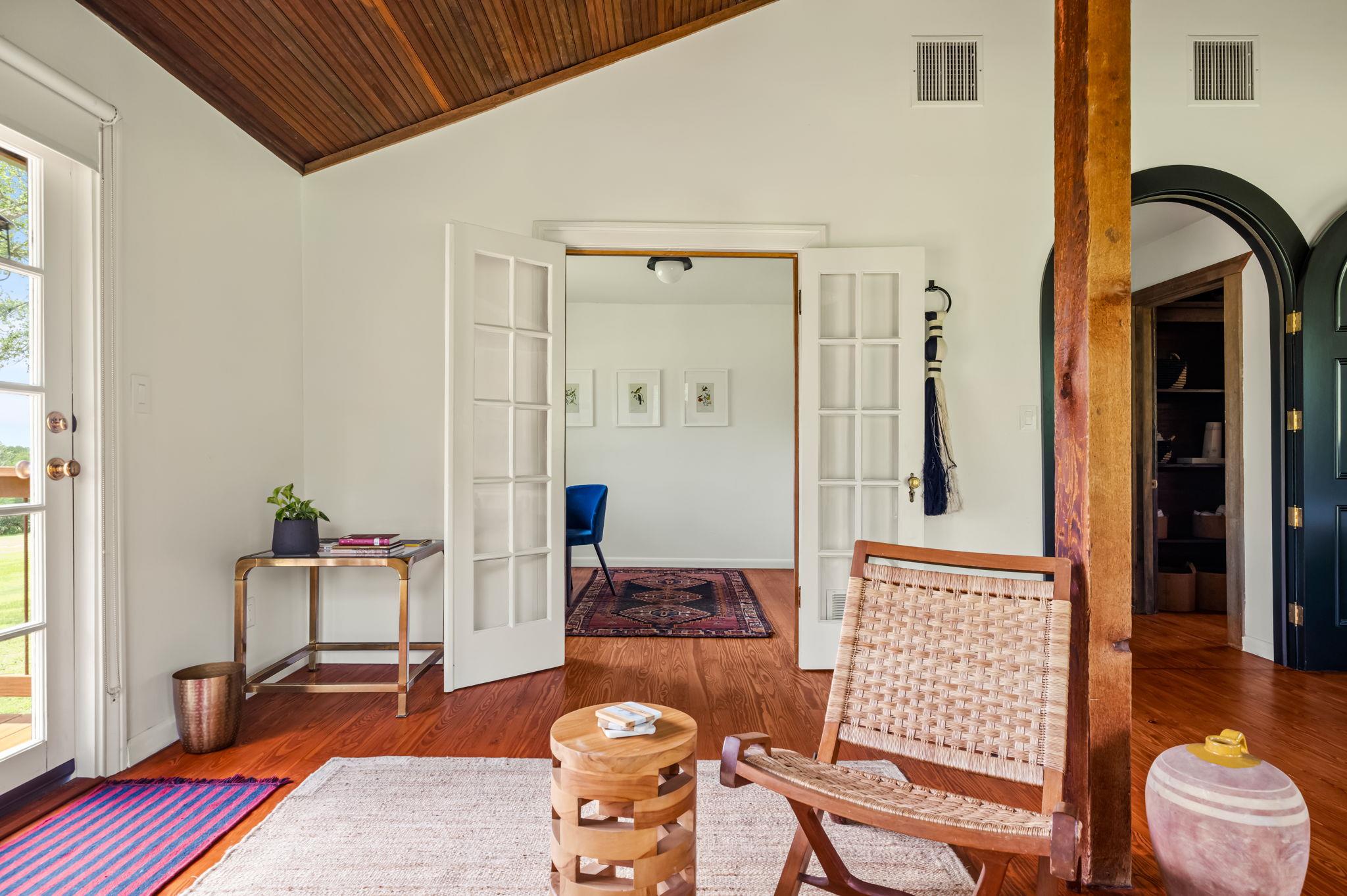 317 Walnut Creek RD