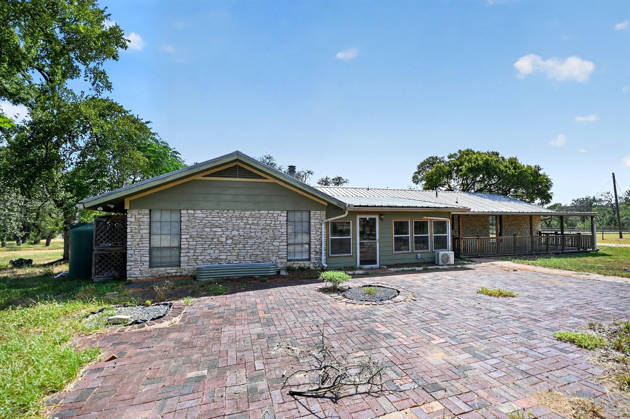 29 Country Oaks DR