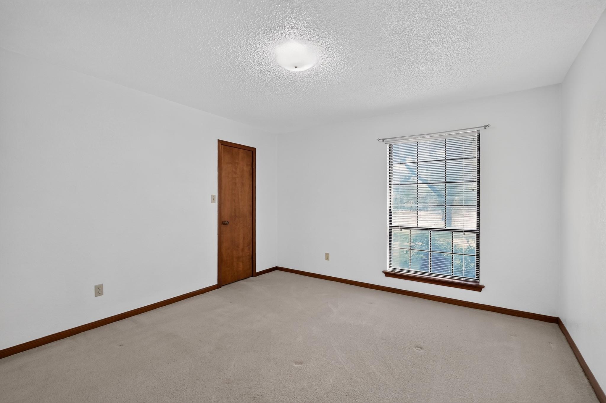 29 Country Oaks DR