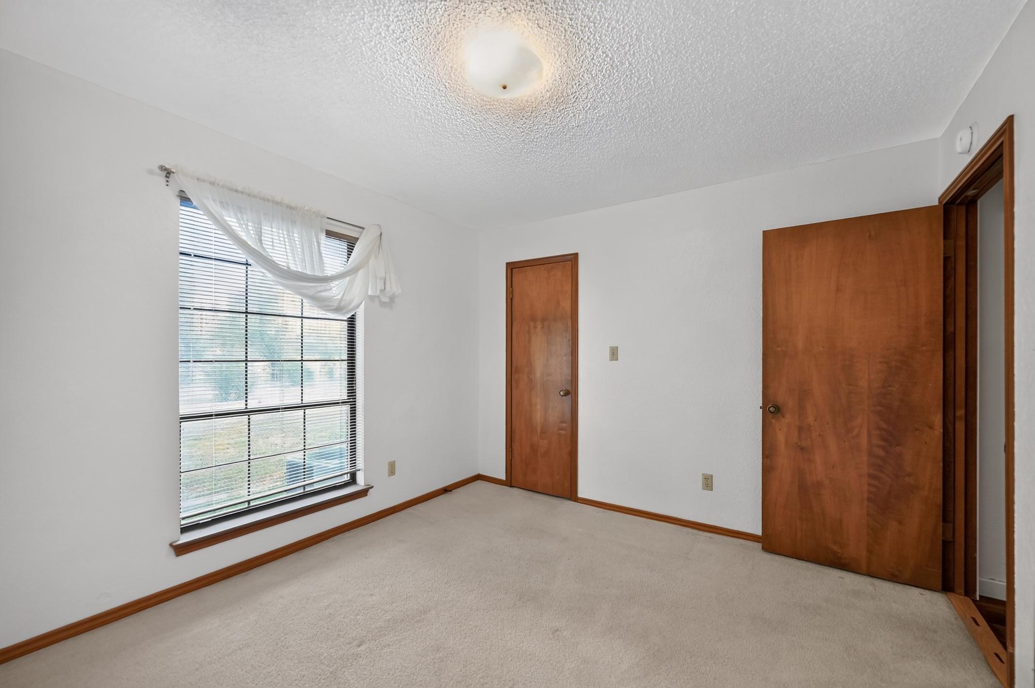29 Country Oaks DR