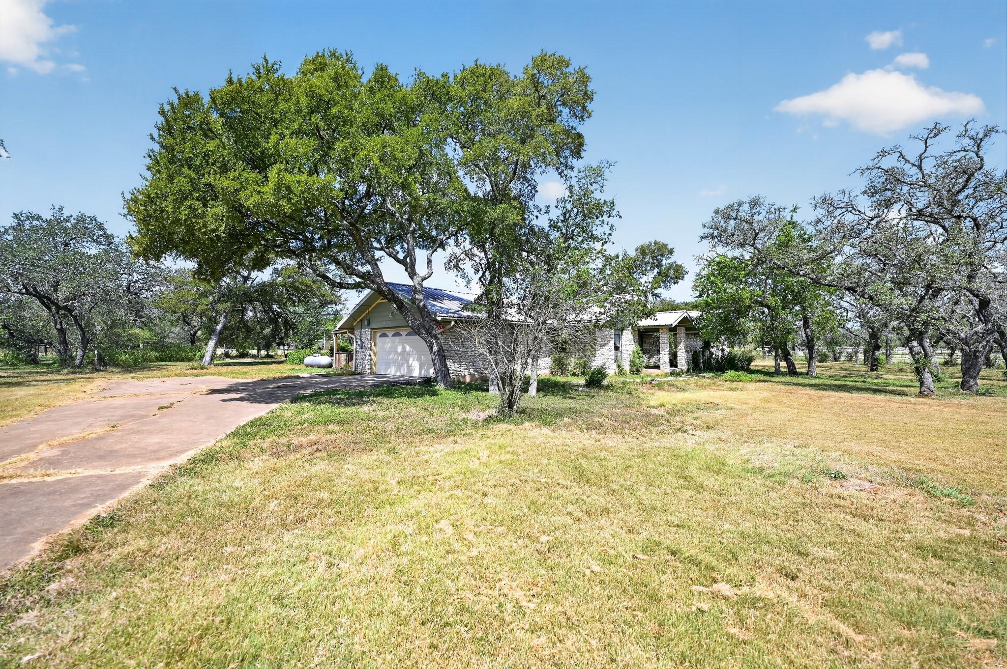 29 Country Oaks DR