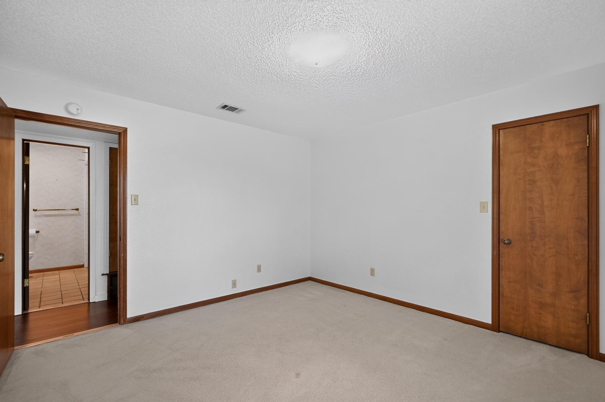 29 Country Oaks DR