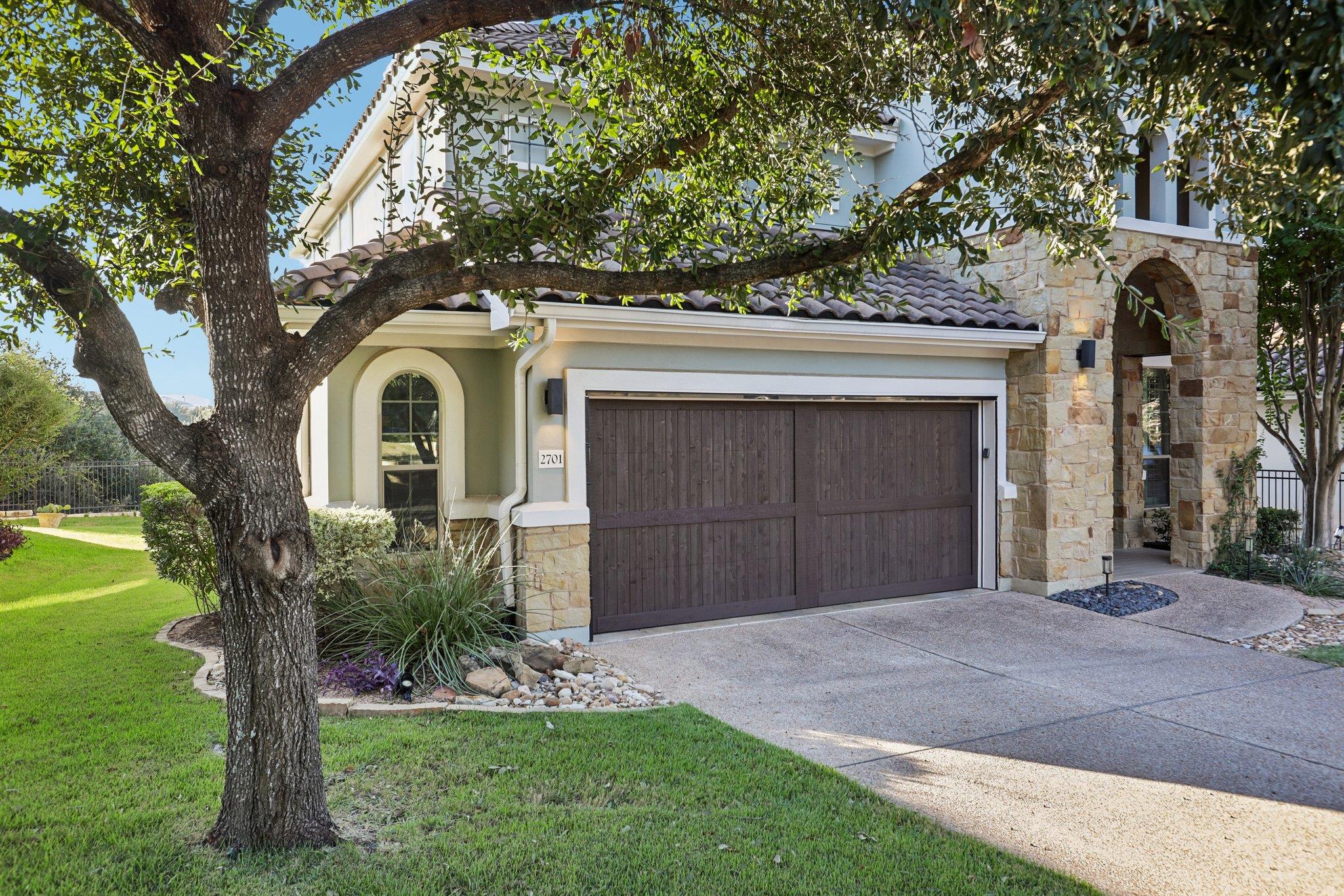 2701 Old Course DR