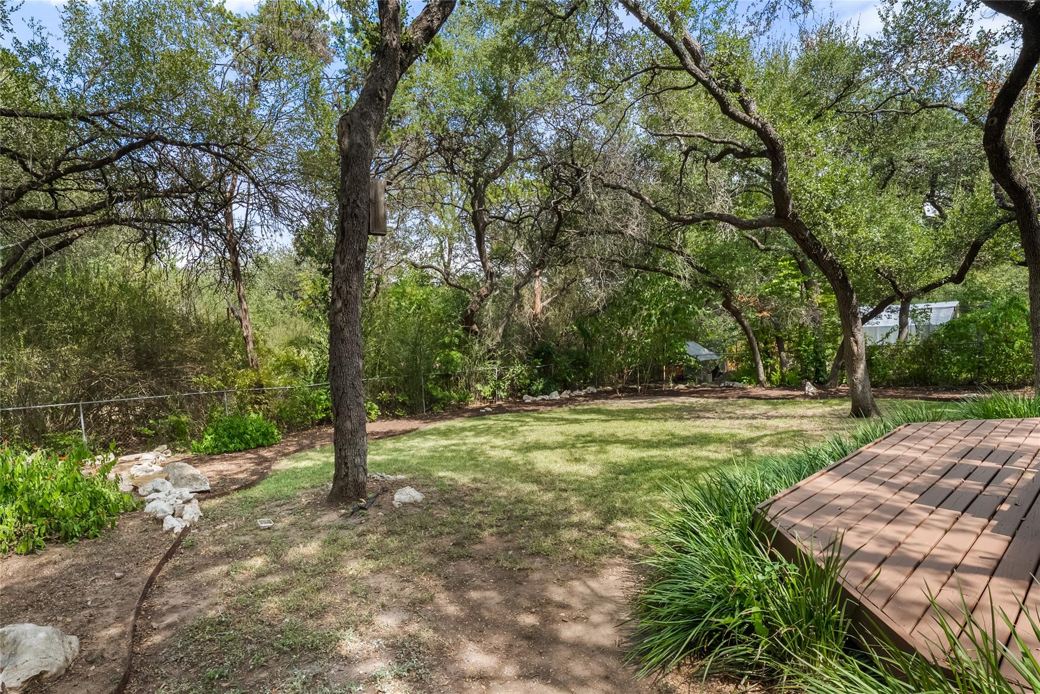 108 W SPRING DR