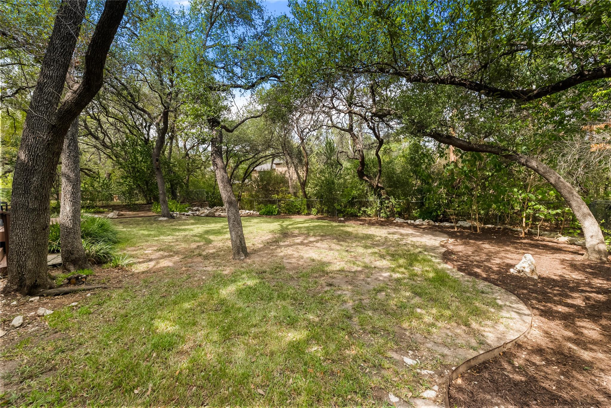 108 W SPRING DR