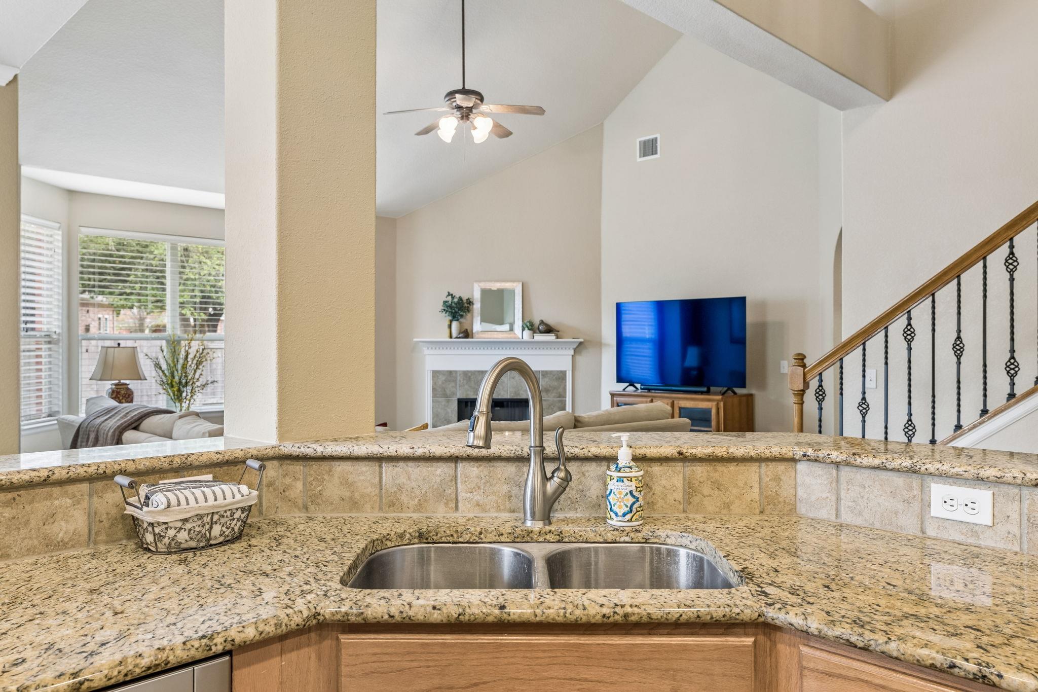 2683 Salorn WAY