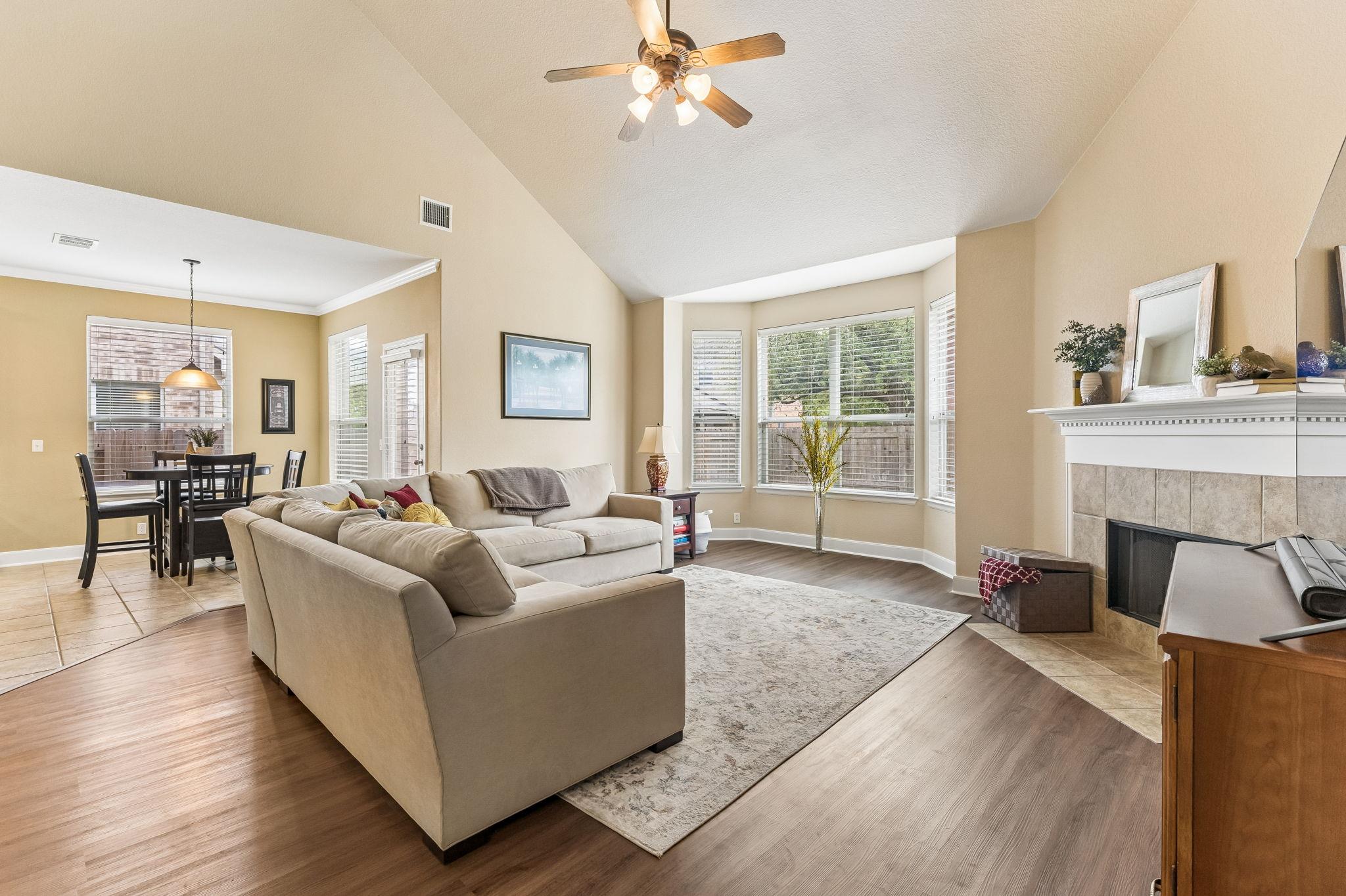 2683 Salorn WAY