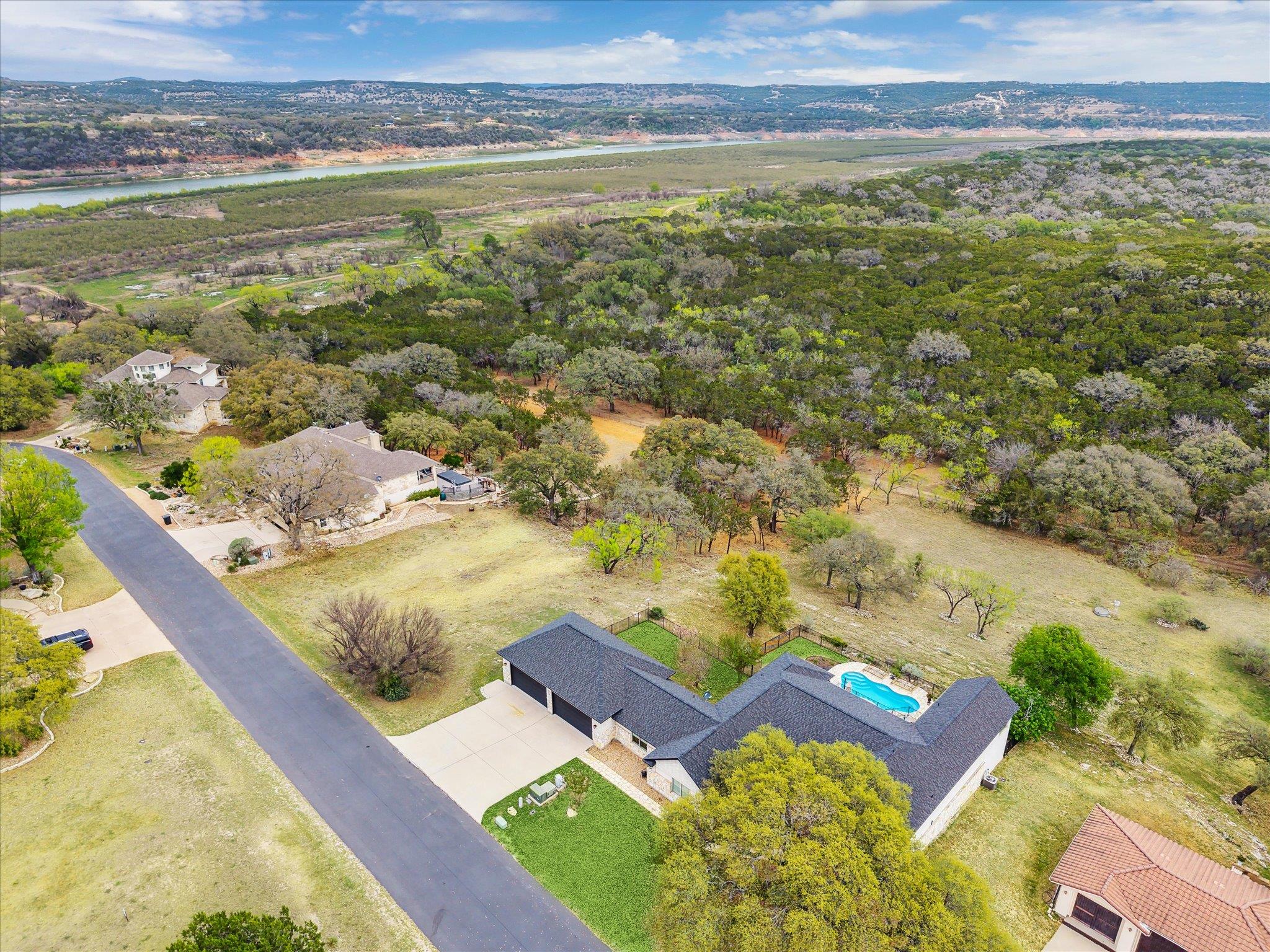 515 Wesley Ridge DR