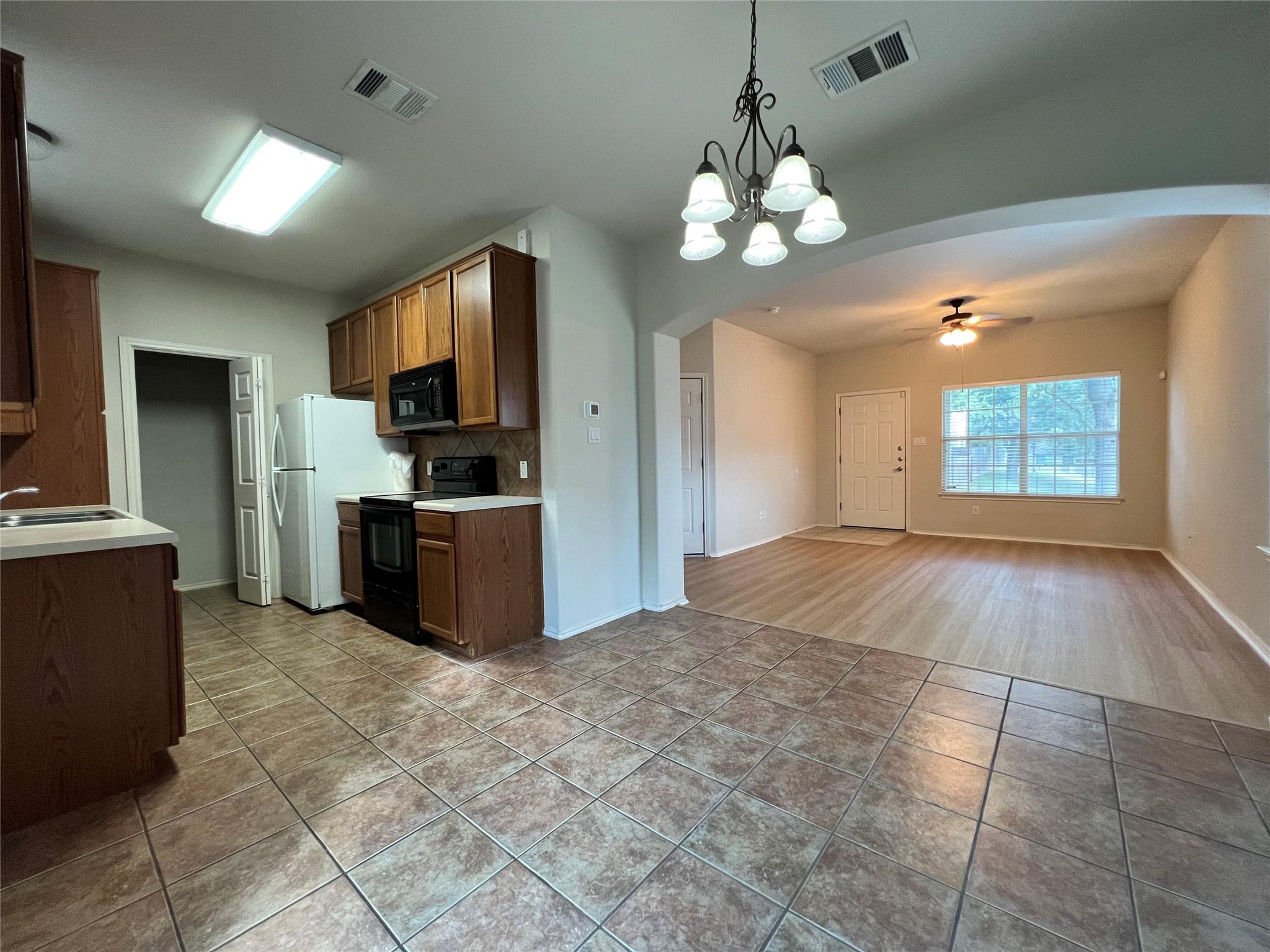 2632 Century Park BLVD # 32