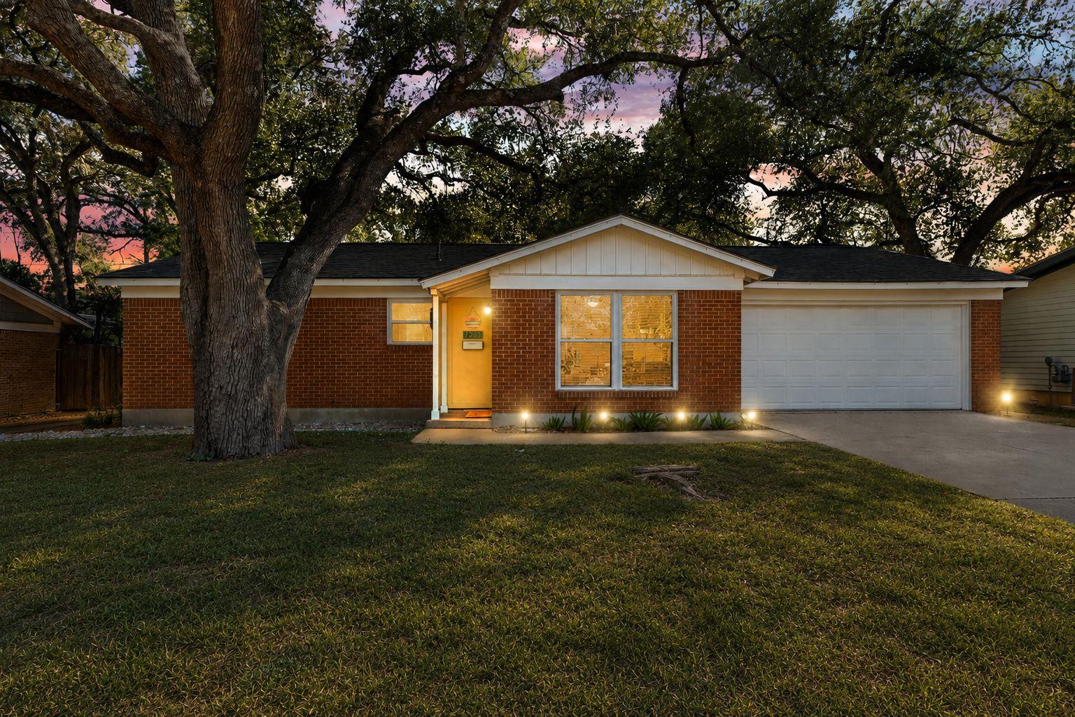 2003 Fair Oaks DR