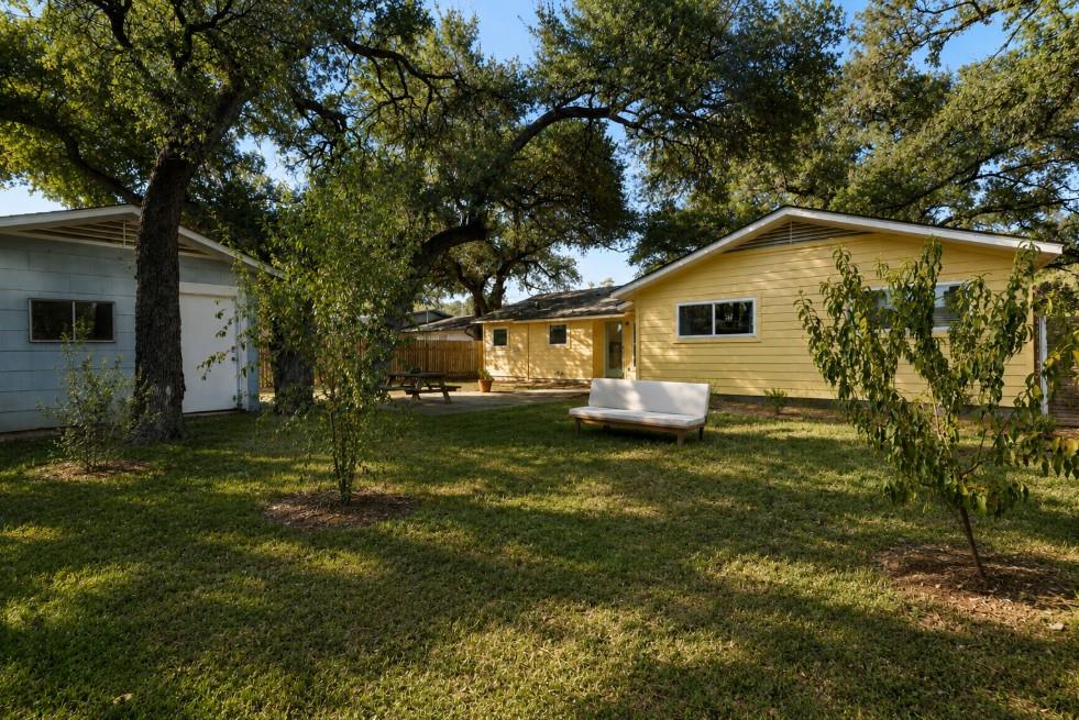 2003 Fair Oaks DR