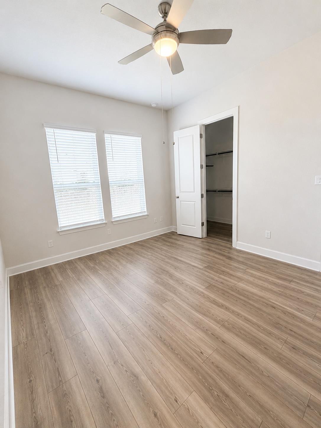 211 Darley Oak DR