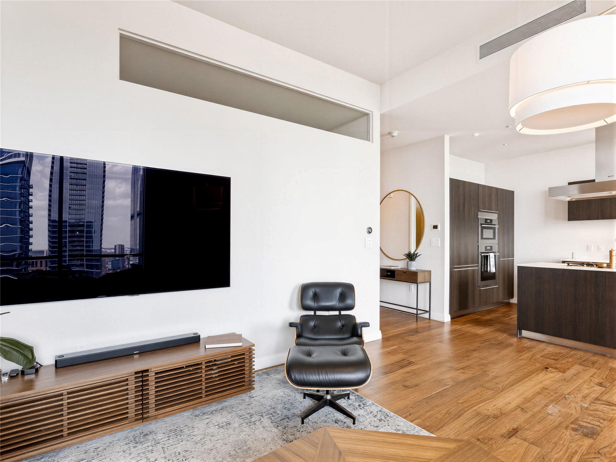 210 Lavaca ST # 3110