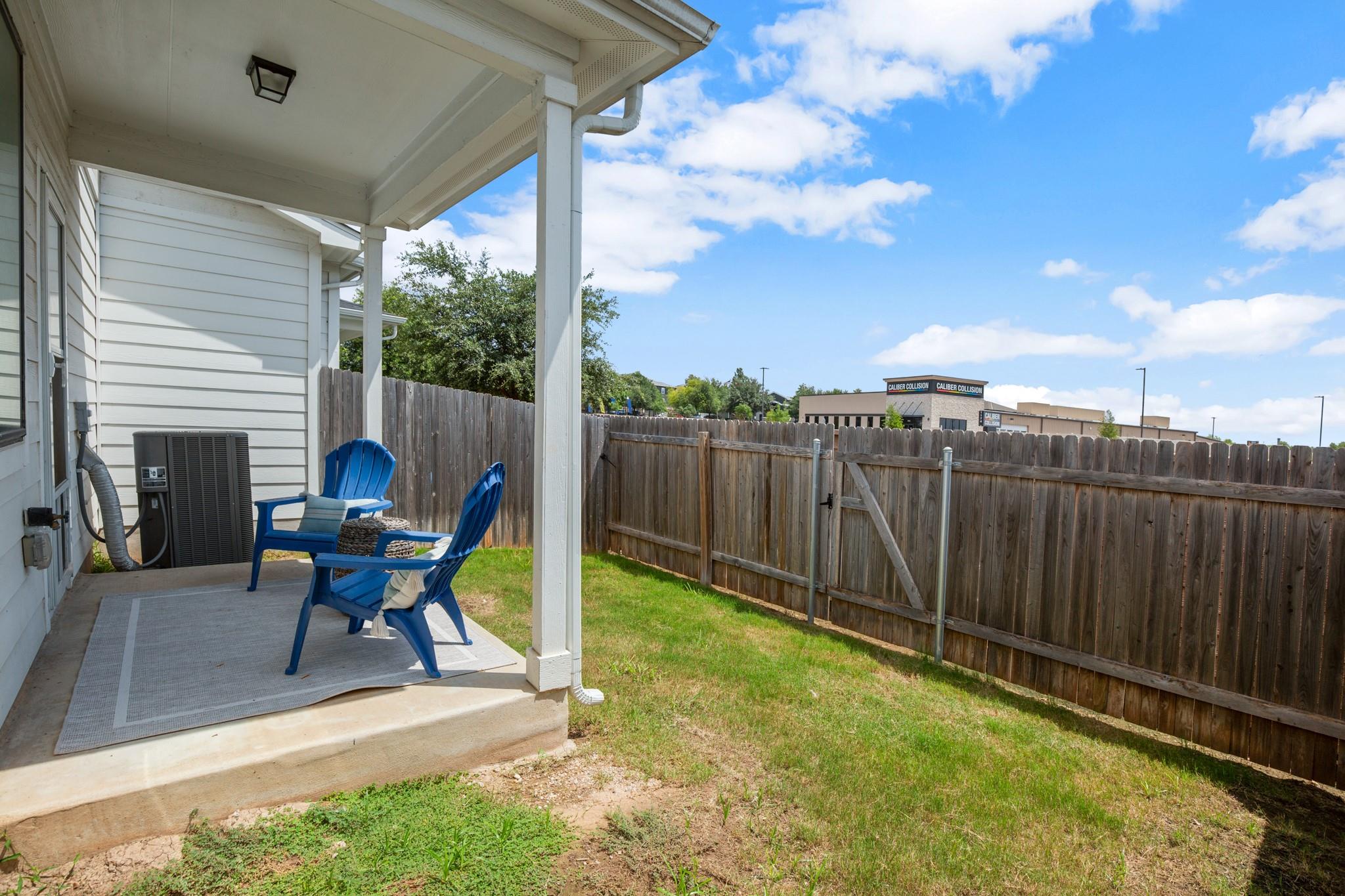 253 FIELDWOOD DR # B