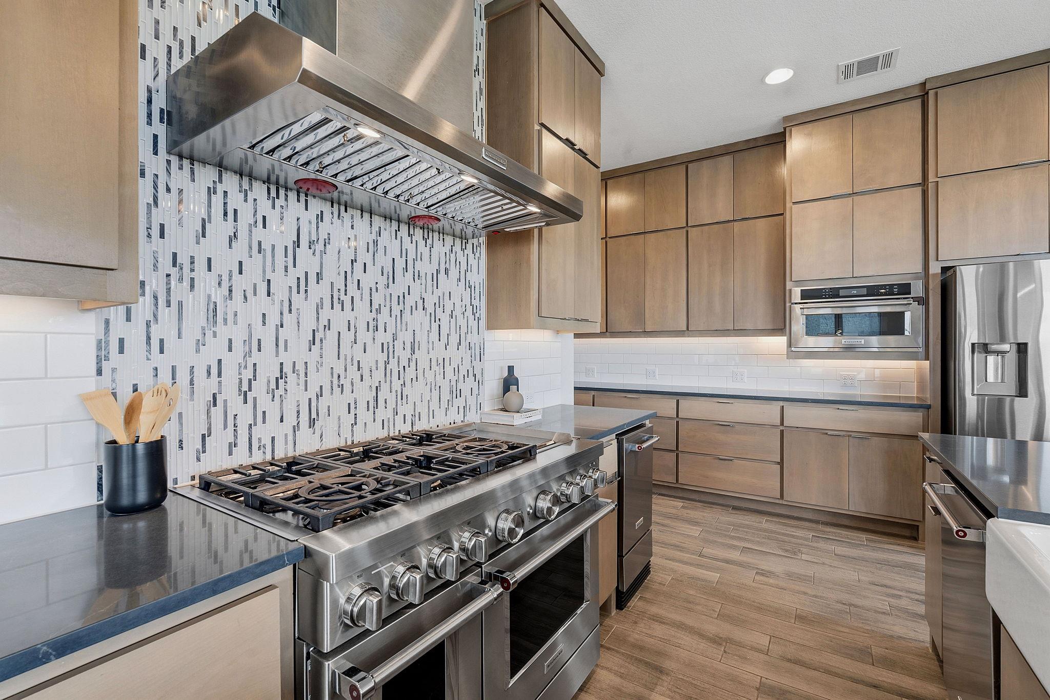 2414 Sunset Vista CIR # 32