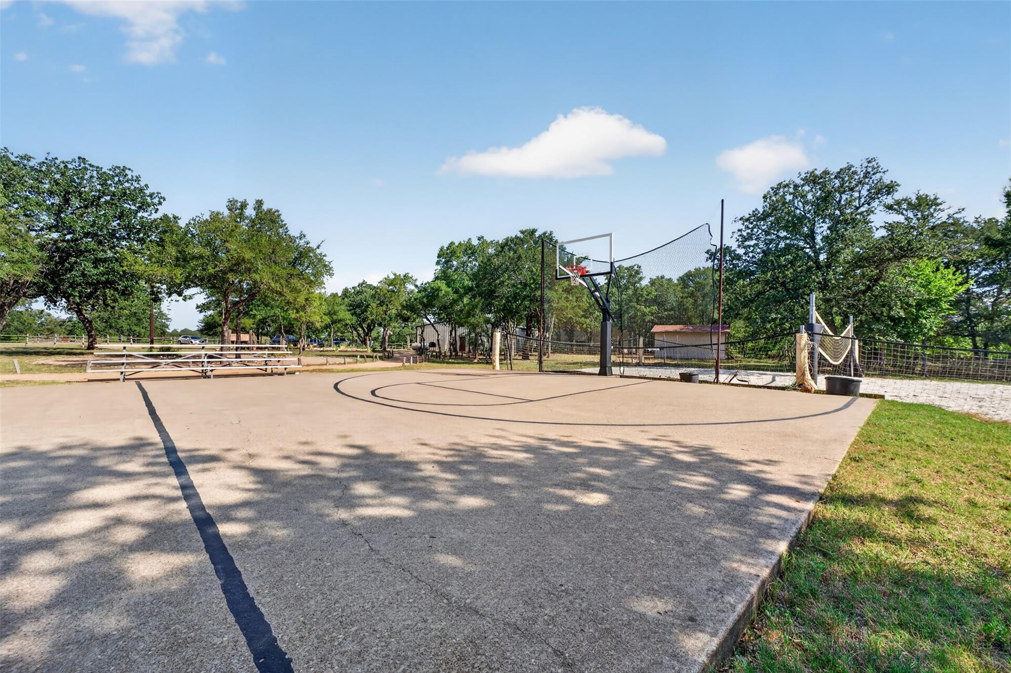 2274 County Road 203 LOOP