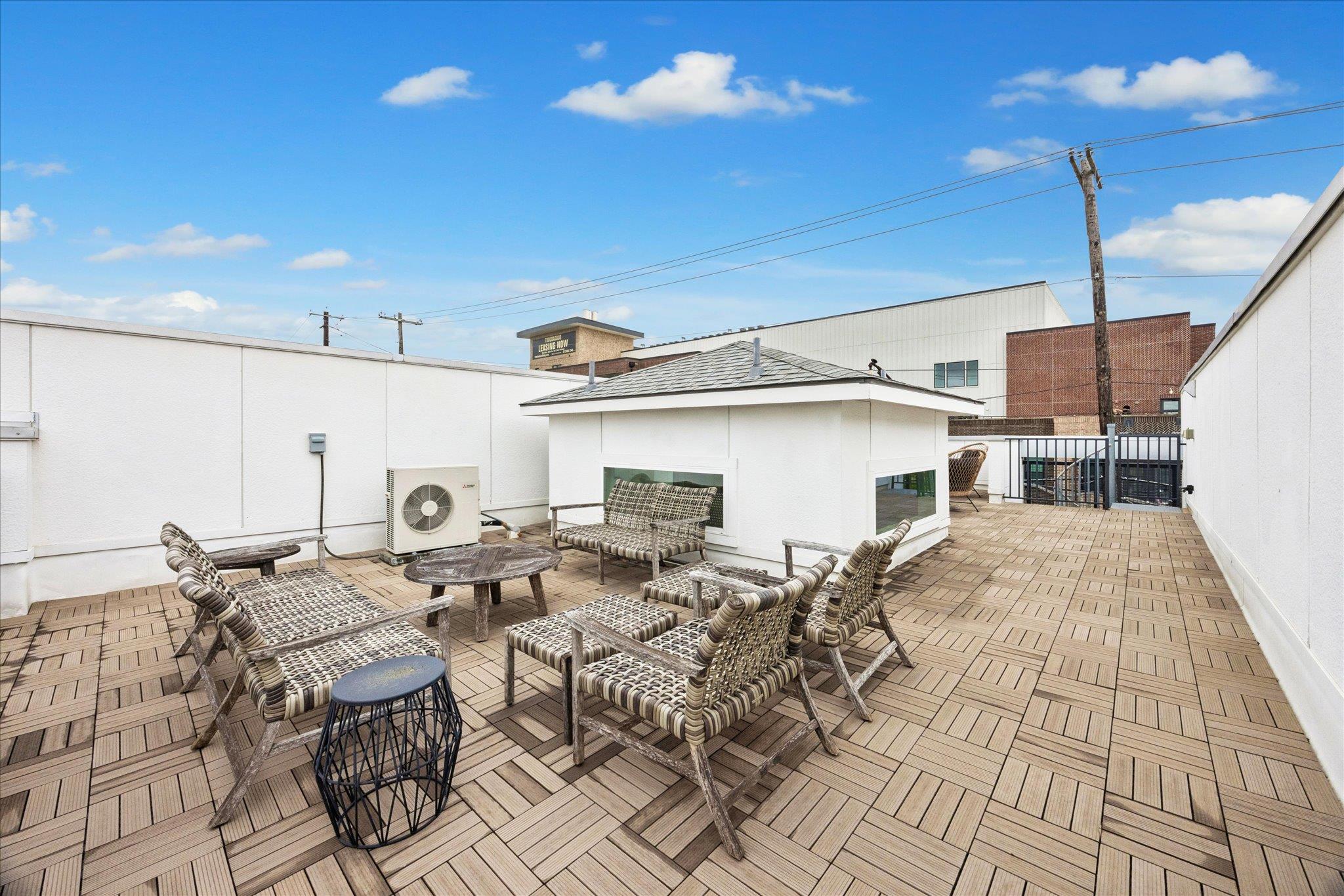 1002 Concordia Ave