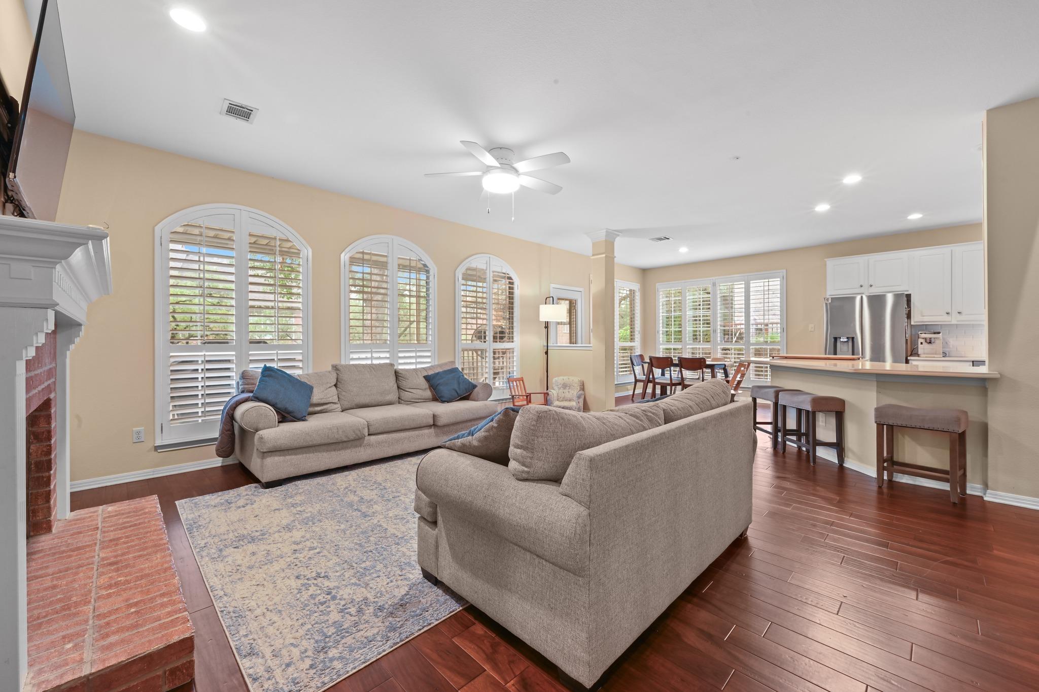 11222 Tracton LN