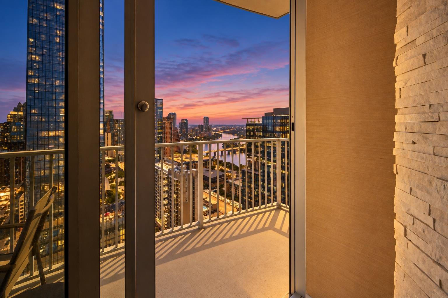 360 Nueces ST # 3409