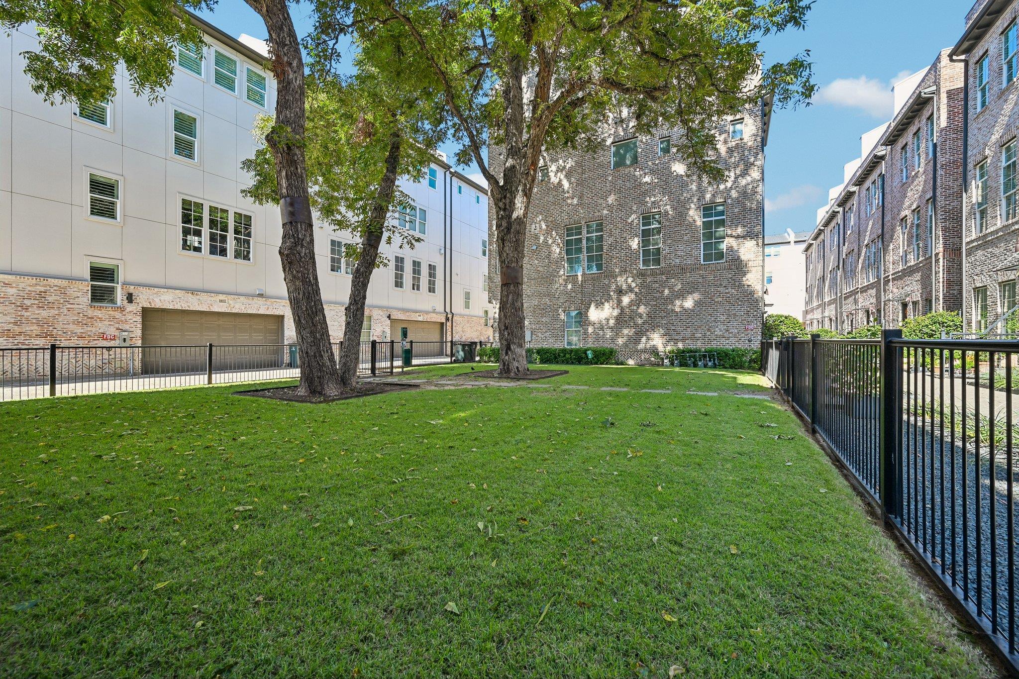 1411 Town Creek Dr. # 6