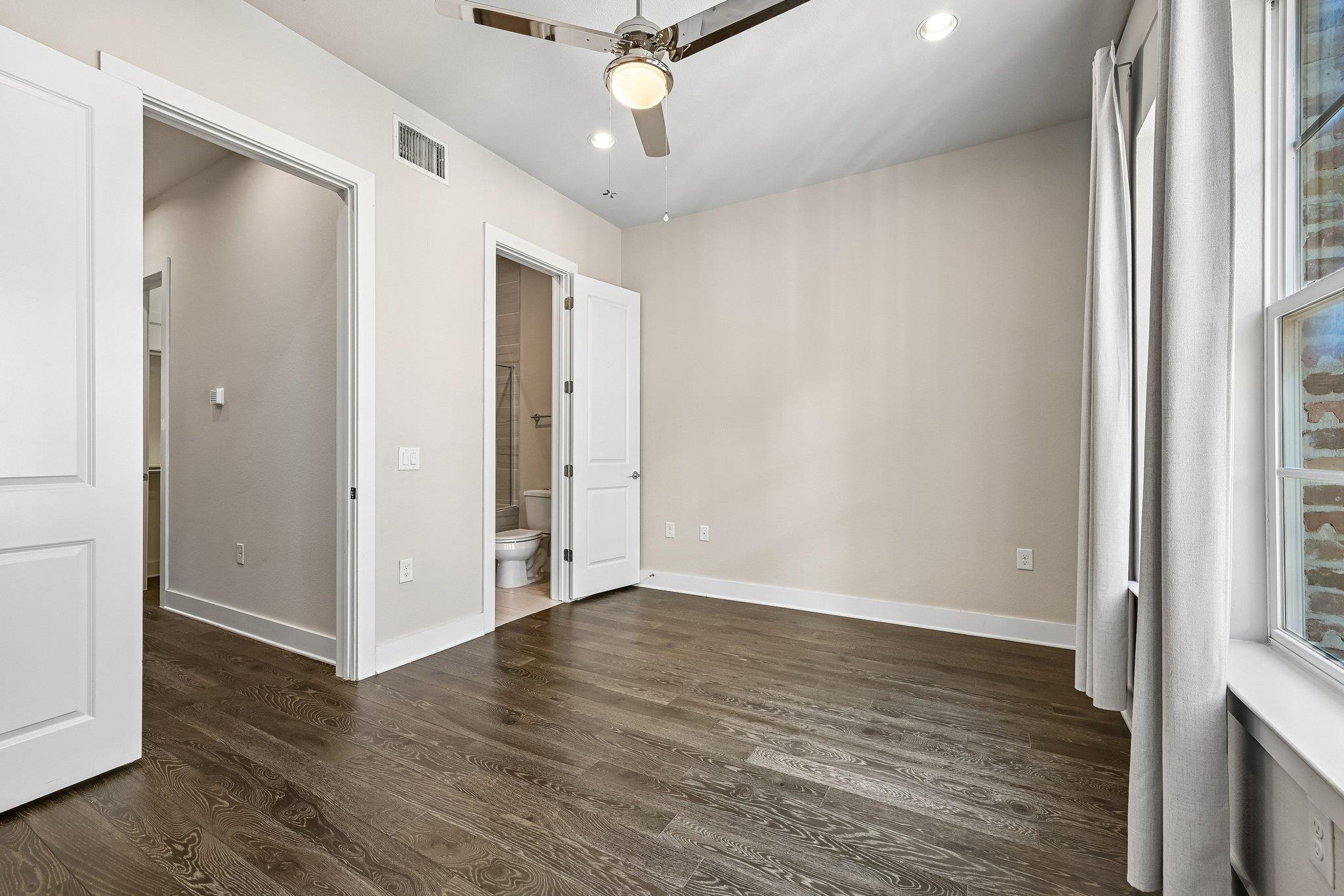 1411 Town Creek Dr. # 6