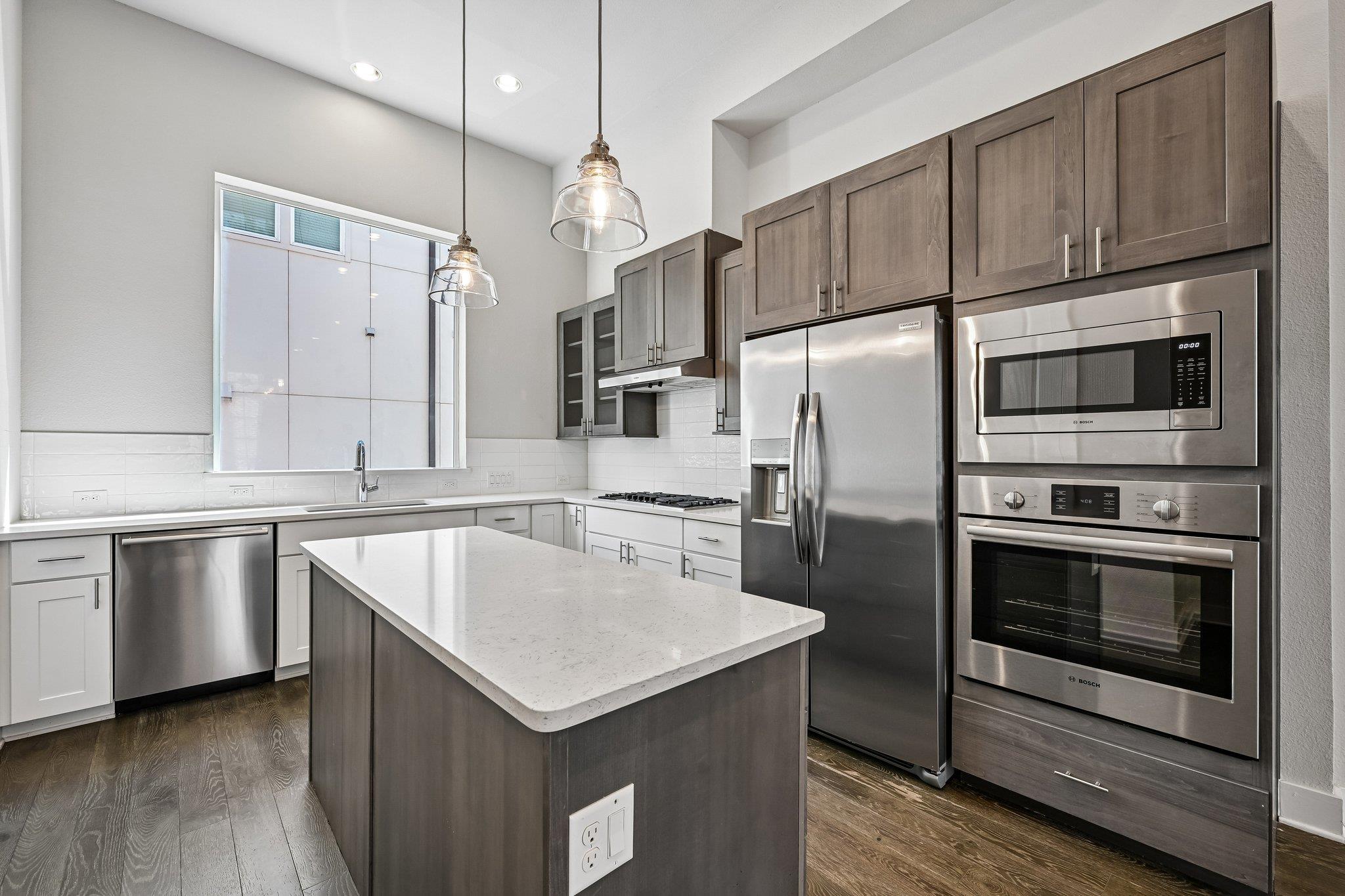 1411 Town Creek Dr. # 6