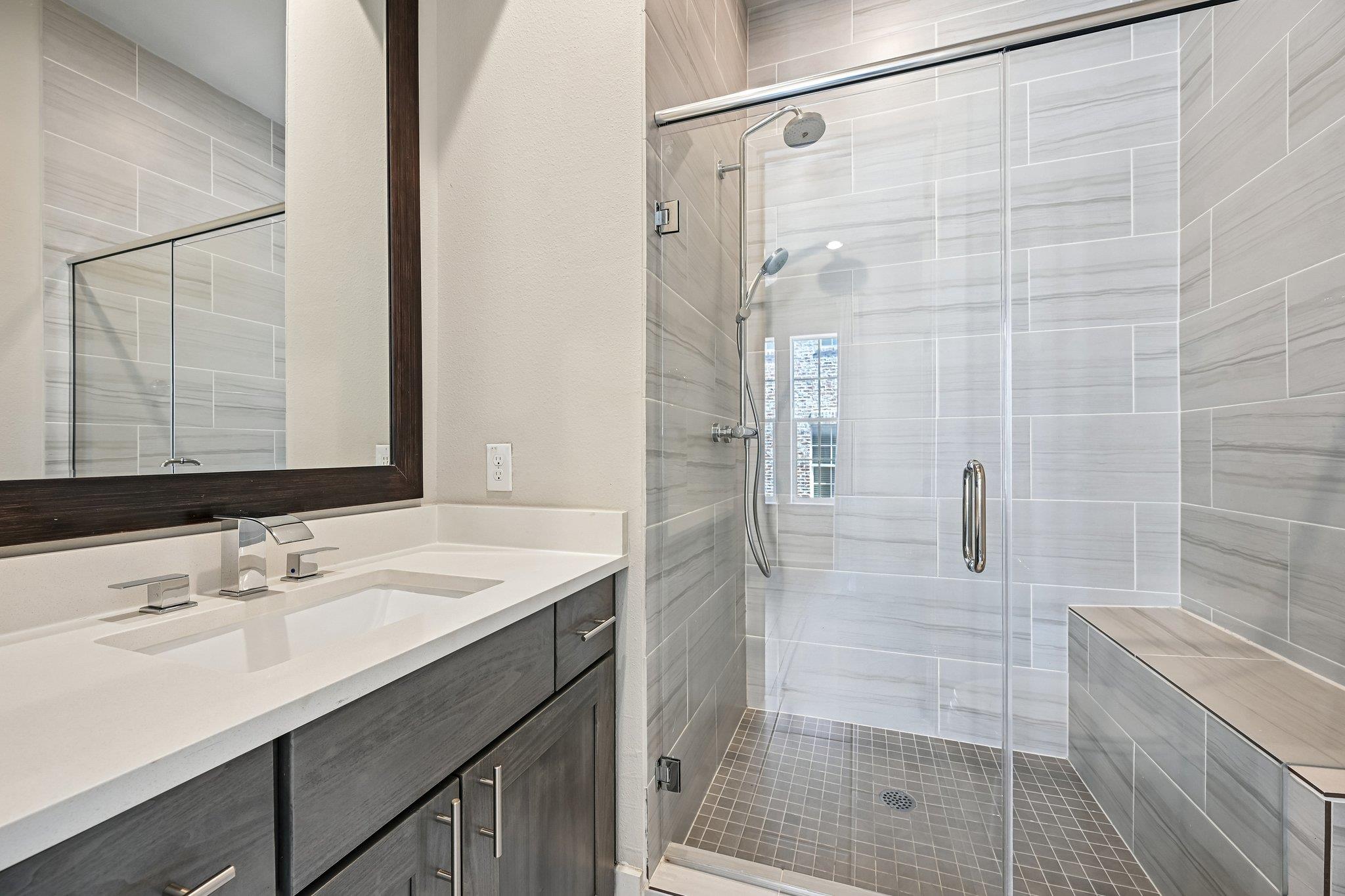 1411 Town Creek Dr. # 6